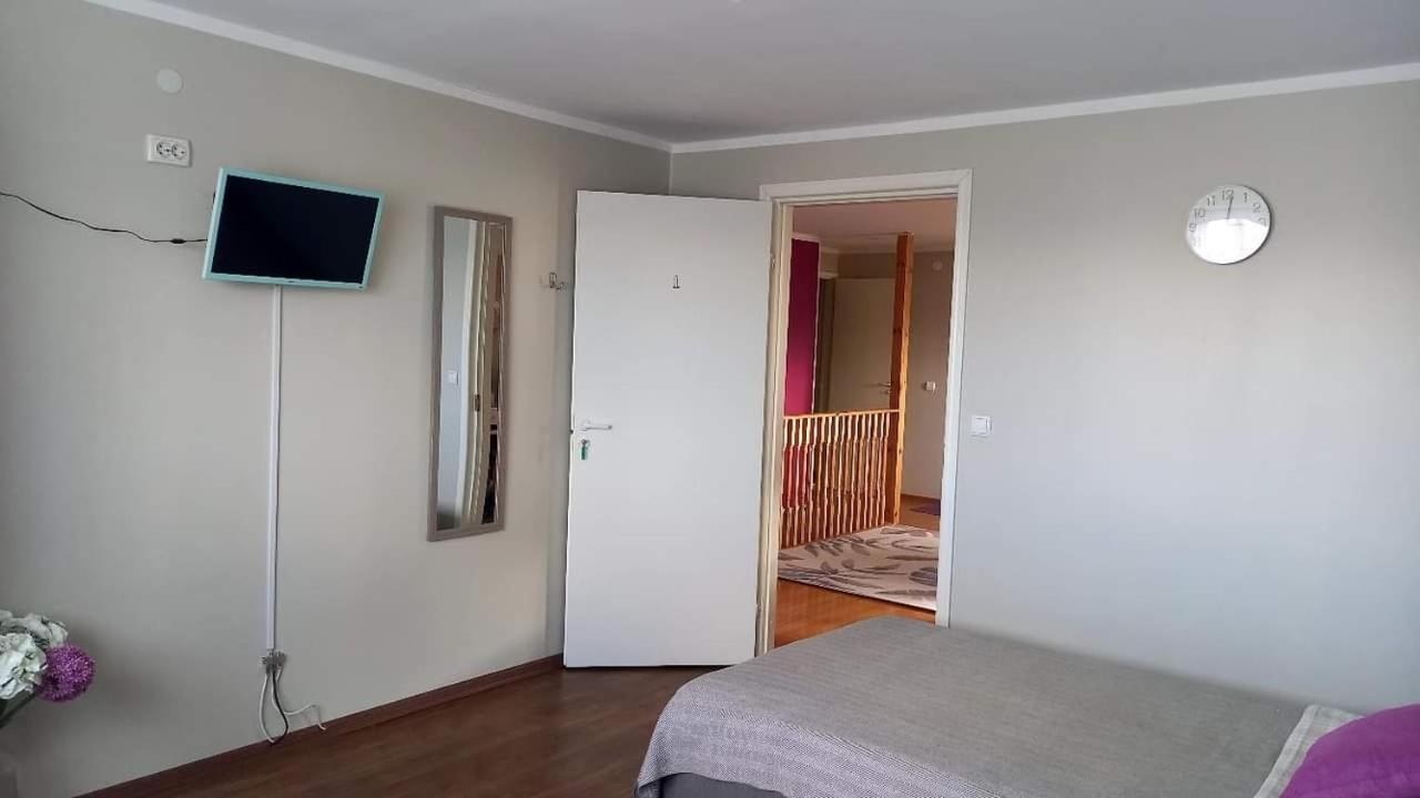 Liisu Kuelalistemaja Apartman Haapsalu Kültér fotó